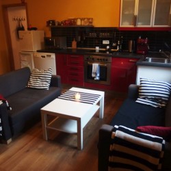 PRODÁNO OV, 2+KK, 47 m2, novostavba z roku 2006,  rezidenční bydlení v krásném místě 20 min. vlakem z centra Prahy, 2,650.000,-- kč