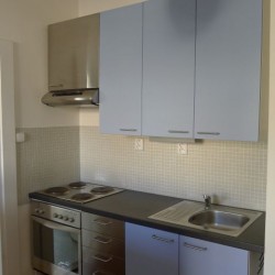PRONAJATO 2+KK, 53 m2, cihlový dům po rekonsktrukci, Praha 7, Holešovice, klidná ulice, v pěší vzdálenosti od metra Nádraží Holešovice, nezařízený, 13.460,-- Kč/měs.