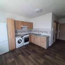 PRONAJATO OV, 1+1, 37 m2, cihla, Čerčany, částečně vybavený, krásné místo kousek od vlak. nádraží, 11.500,-- Kč/měs + služby, k nastěhování ihned
